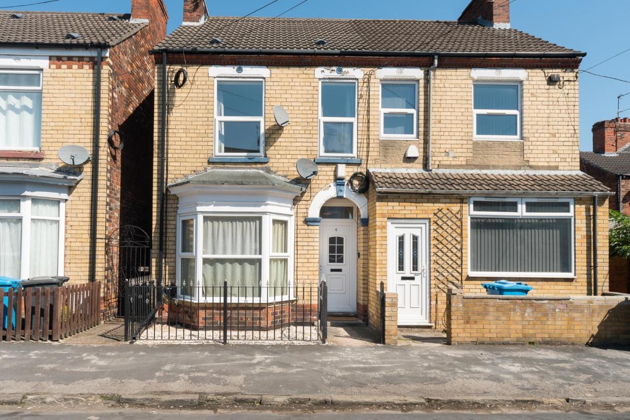 3 Bedroom-5 Beds Newland Ave King'S Palace Leisure-Contractor-Heart Of Hull Amenities Кингстън ъпон Хъл Екстериор снимка