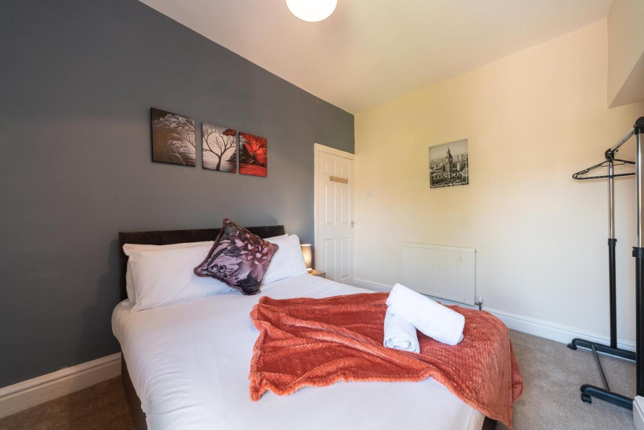3 Bedroom-5 Beds Newland Ave King'S Palace Leisure-Contractor-Heart Of Hull Amenities Кингстън ъпон Хъл Екстериор снимка
